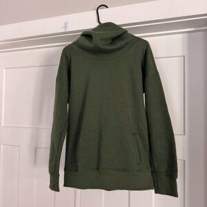 Zyia - Green Hoodie Sweatshirt with Moon Graphic – Size M